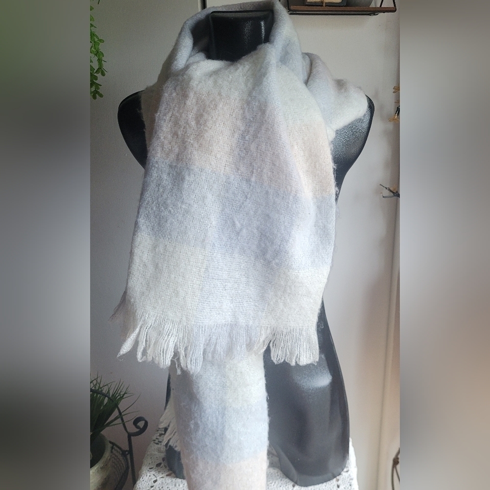 H&M Pastel Colored Blanket Scarf